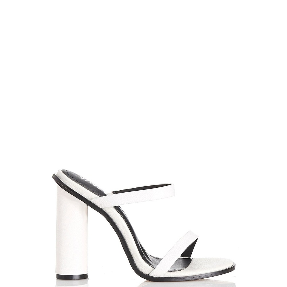 Alias Mae Amina Mule in white - 38 NWOT